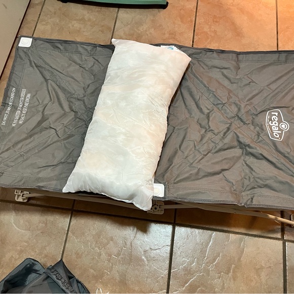 Toddler Cot - Picture 11 of 11